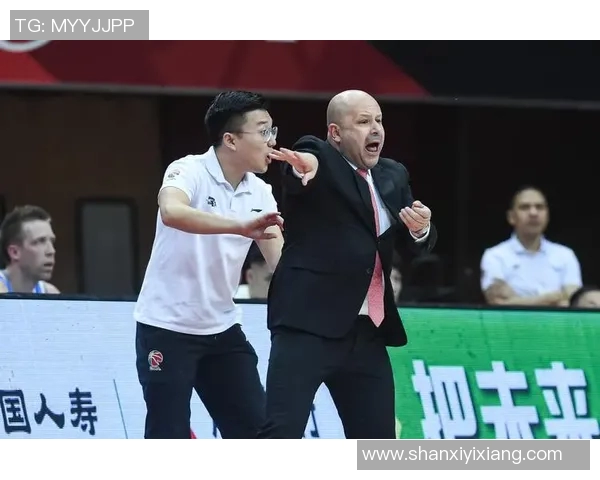 南京篮球队在亚运会中的耐力表现值得称赞展现了团队精神与拼搏精神的完美结合 南京篮球队在亚运会中的耐力表现值得称赞展现了团队精神与拼搏精神的完美结合