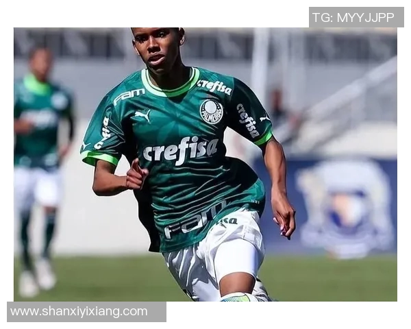 小腿修长的足球明星们如何凭借优势在赛场上大放异彩 小腿修长的足球明星们如何凭借优势在赛场上大放异彩